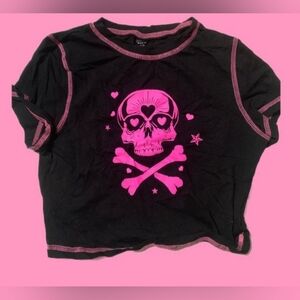 Cute Black & Pink Skull Y2K Insp Crop Top. Size S/M.